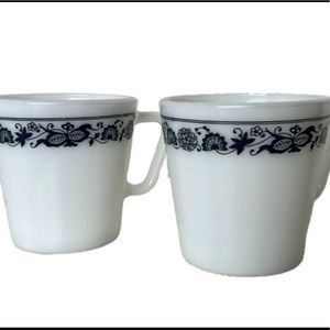 🔴 2 for $25 PYREX Blue Vintage Old Town Milk Glass 300 ml